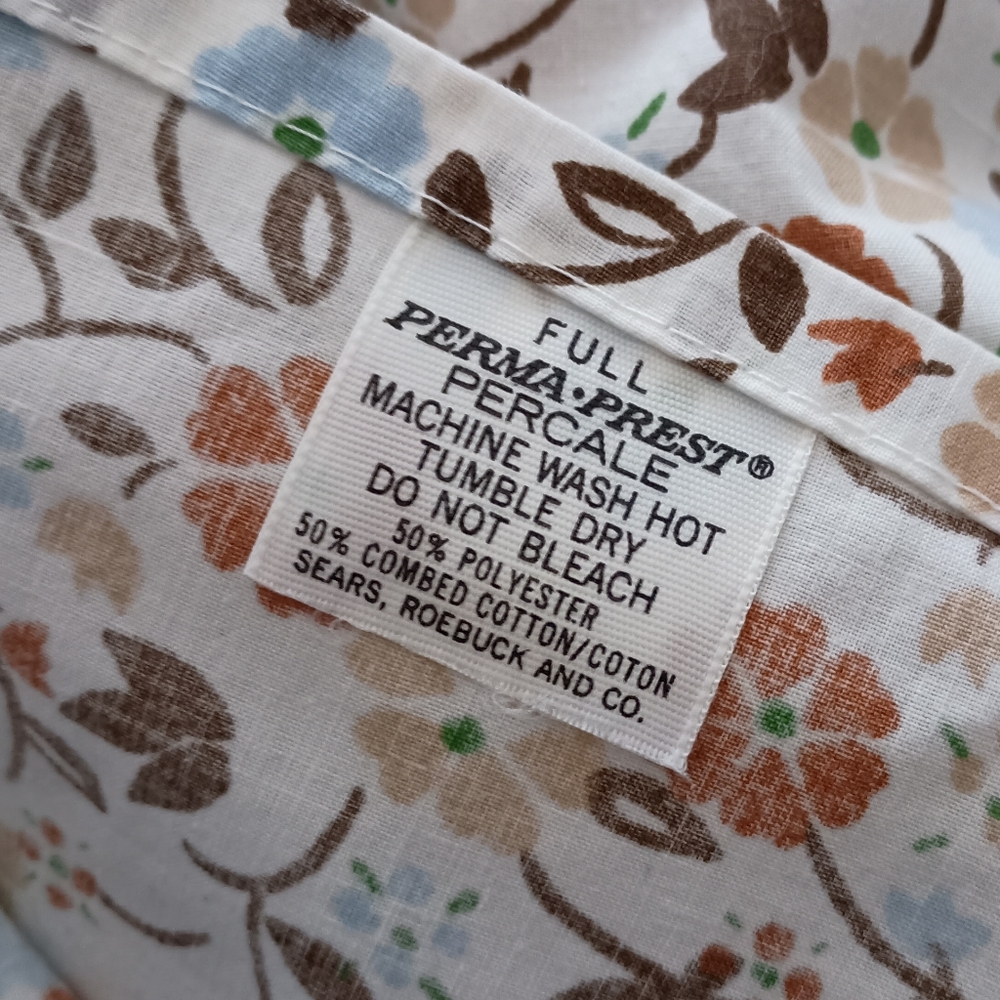 NWOT Vintage Perma Prest (Sears brand) Two Full Floral Flat Sheets - Set of Two - Picture 2 of 5